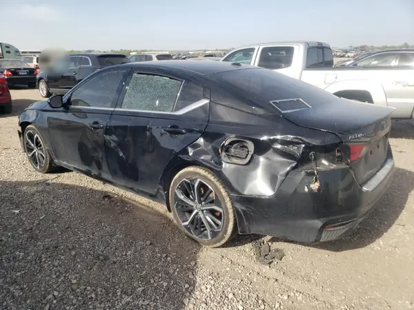 1N4BL4CV1PN313754 2023 NISSAN ALTIMA - Image 2