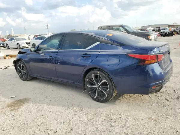 1N4BL4CV1PN320347 2023 NISSAN ALTIMA - Image 2