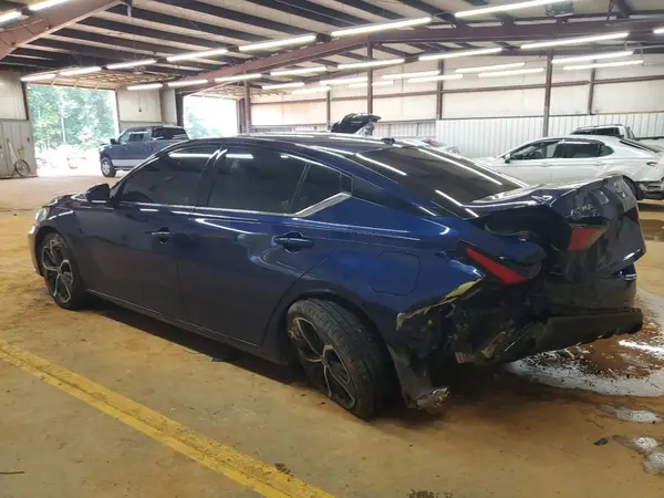 1N4BL4CV1PN320588 2023 NISSAN ALTIMA - Image 2