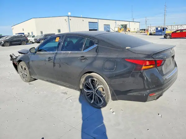 1N4BL4CV1PN324608 2023 NISSAN ALTIMA - Image 2