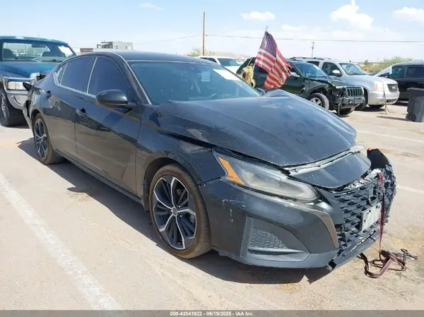 1N4BL4CV1PN342722 2023 NISSAN ALTIMA - Image 1