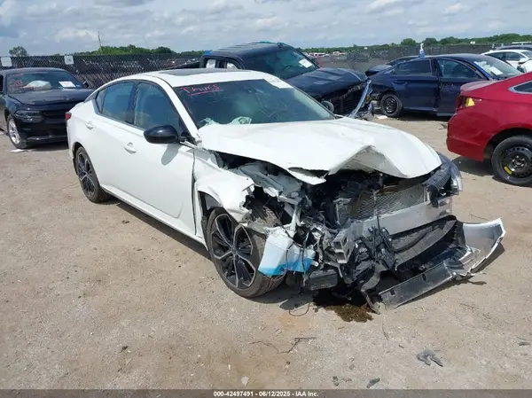 1N4BL4CV1PN344695 2023 NISSAN ALTIMA - Image 1