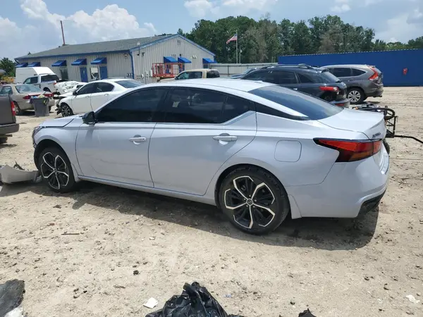 1N4BL4CV1PN351033 2023 NISSAN ALTIMA - Image 2