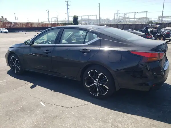 1N4BL4CV1RN317824 2024 NISSAN ALTIMA - Image 2