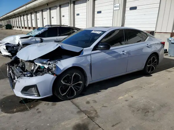 1N4BL4CV1RN320657 2024 NISSAN ALTIMA - Image 1