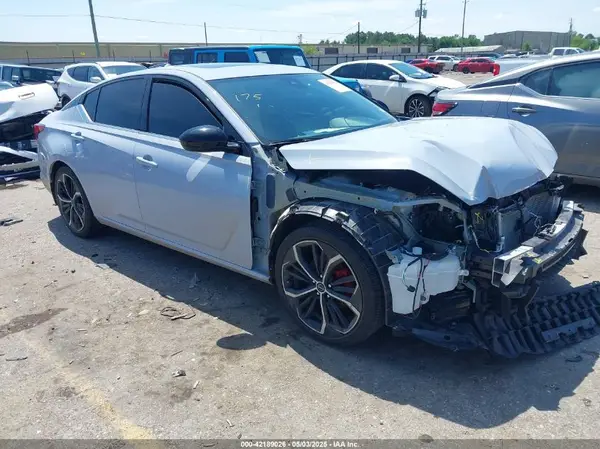 1N4BL4CV1RN326118 2024 NISSAN ALTIMA - Image 1