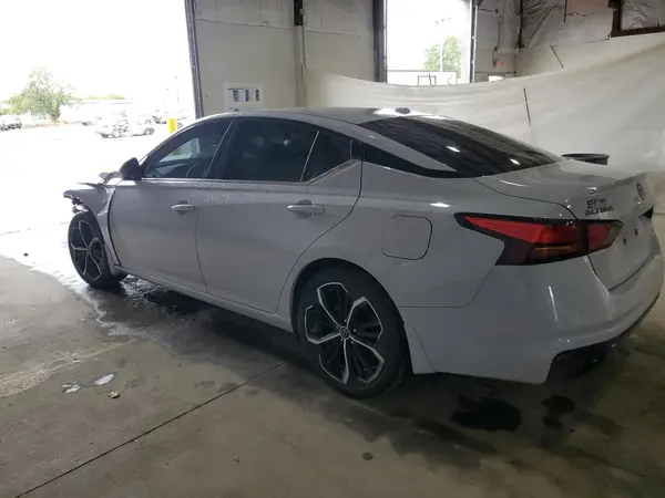 1N4BL4CV1RN344053 2024 NISSAN ALTIMA - Image 2