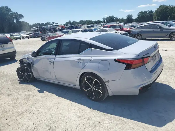 1N4BL4CV1RN344134 2024 NISSAN ALTIMA - Image 2