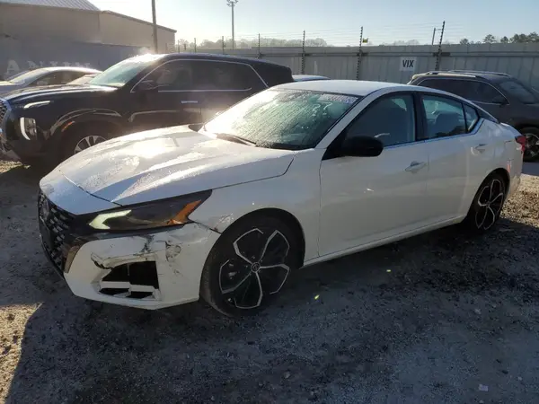 1N4BL4CV1RN385377 2024 NISSAN ALTIMA - Image 1