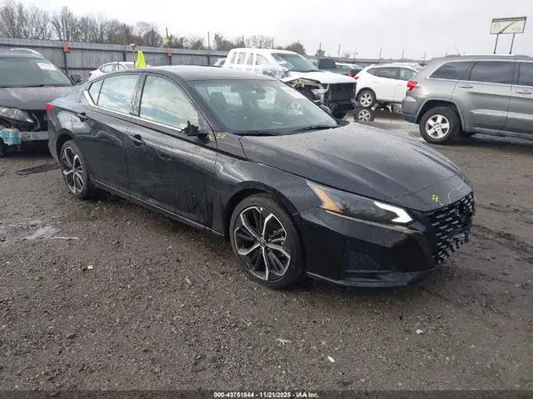 1N4BL4CV1RN386187 2024 NISSAN ALTIMA - Image 1