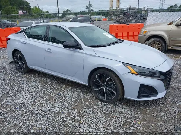 1N4BL4CV1RN395164 2024 NISSAN ALTIMA - Image 1