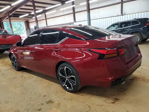 1N4BL4CV1RN399344 2024 NISSAN ALTIMA - Image 2