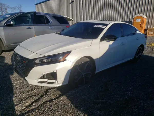 1N4BL4CV1RN401805 2024 NISSAN ALTIMA - Image 1
