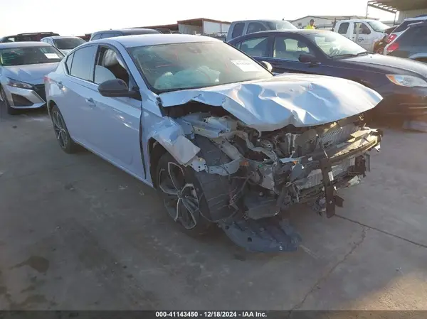 1N4BL4CV1RN403845 2024 NISSAN ALTIMA - Image 1