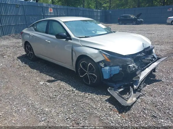 1N4BL4CV1RN419298 2024 NISSAN ALTIMA - Image 1