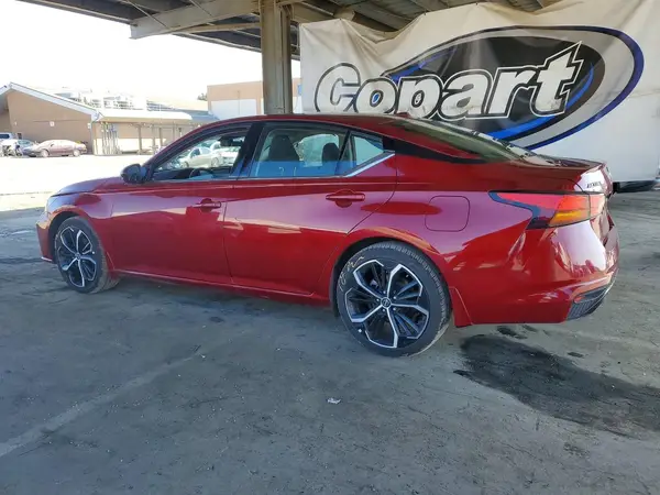 1N4BL4CV1RN431936 2024 NISSAN ALTIMA - Image 2