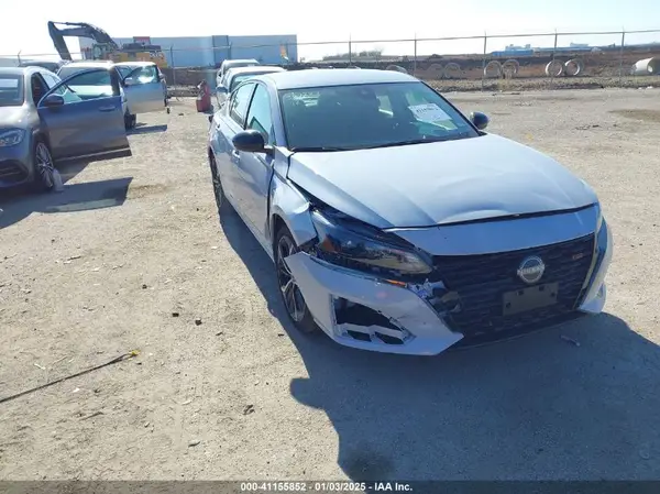 1N4BL4CV1RN434335 2024 NISSAN ALTIMA - Image 1