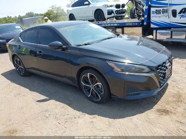 1N4BL4CV1RN434612 2024 NISSAN ALTIMA - Image 1
