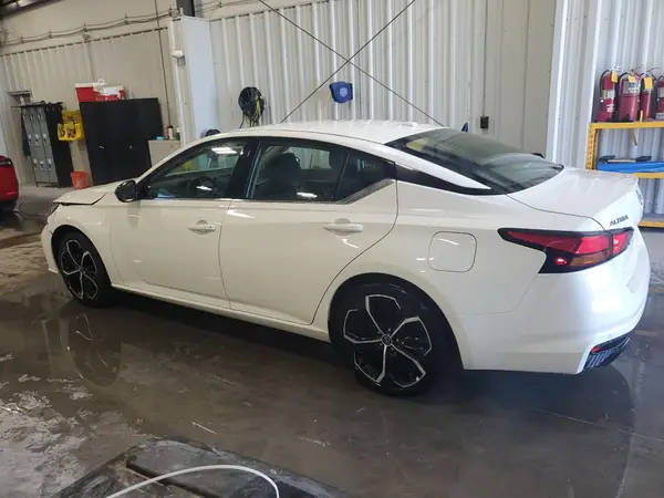 1N4BL4CV1SN308269 2025 NISSAN ALTIMA - Image 2