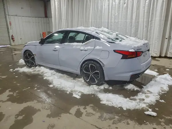 1N4BL4CV1SN315092 2025 NISSAN ALTIMA - Image 2