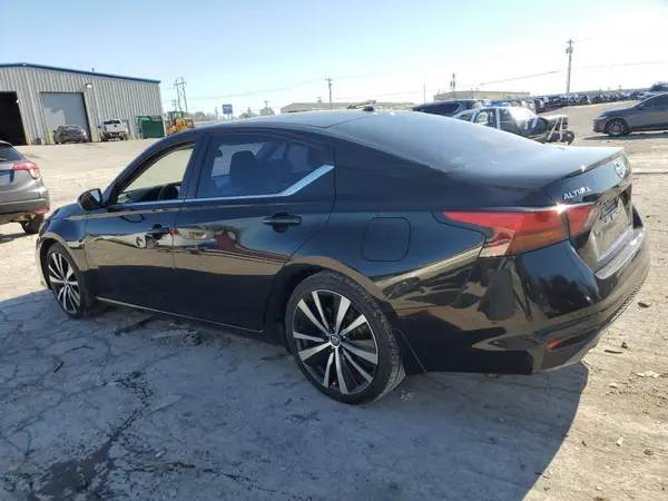 1N4BL4CV2KC104883 2019 NISSAN ALTIMA - Image 2