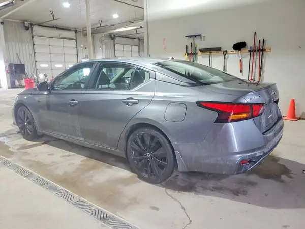 1N4BL4CV2KC126768 2019 NISSAN ALTIMA - Image 2