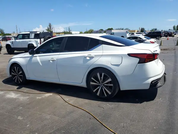 1N4BL4CV2KC131355 2019 NISSAN ALTIMA - Image 2