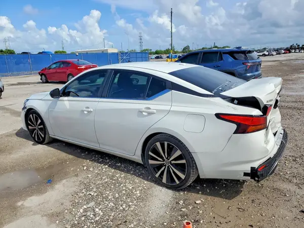 1N4BL4CV2KC152352 2019 NISSAN ALTIMA - Image 2