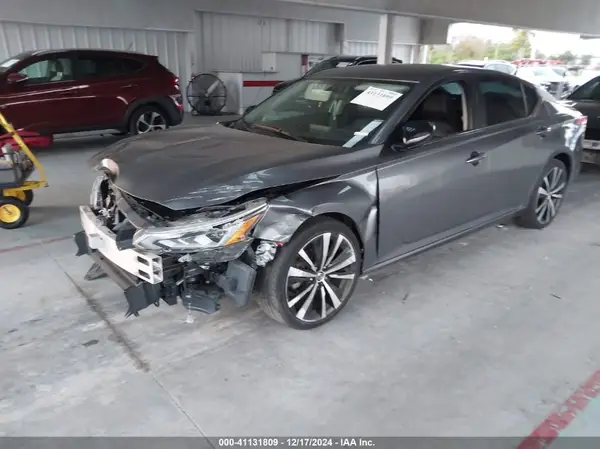 1N4BL4CV2KC157163 2019 NISSAN ALTIMA - Image 2