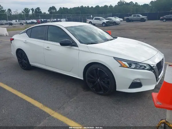 1N4BL4CV2KC164517 2019 NISSAN ALTIMA - Image 1
