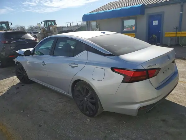 1N4BL4CV2KC177087 2019 NISSAN ALTIMA - Image 2