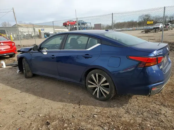 1N4BL4CV2KC177395 2019 NISSAN ALTIMA - Image 2