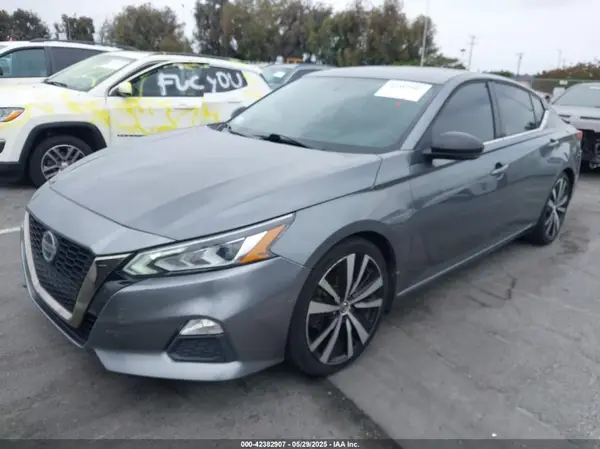 1N4BL4CV2KC178255 2019 NISSAN ALTIMA - Image 2