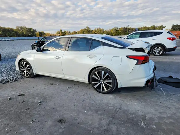 1N4BL4CV2KC181379 2019 NISSAN ALTIMA - Image 2