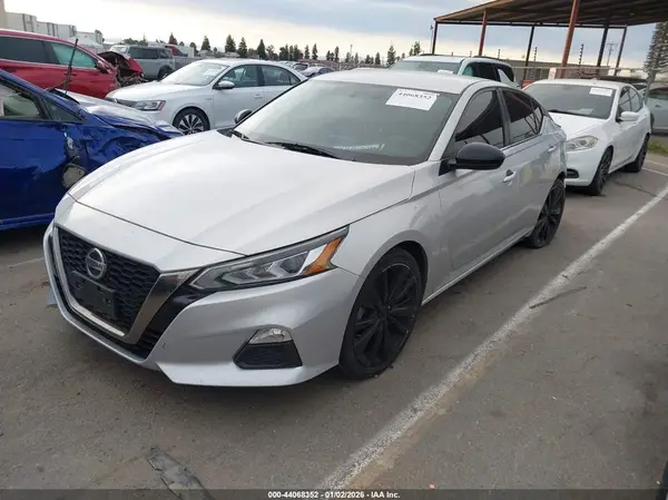 1N4BL4CV2KC188980 2019 NISSAN ALTIMA - Image 2
