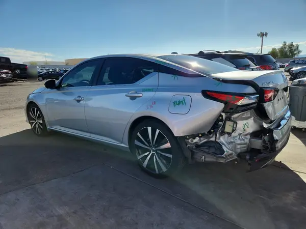1N4BL4CV2KC204725 2019 NISSAN ALTIMA - Image 2