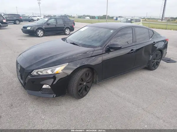 1N4BL4CV2KC234517 2019 NISSAN ALTIMA - Image 2