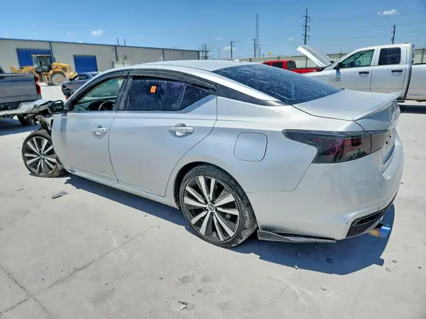 1N4BL4CV2KC247963 2019 NISSAN ALTIMA - Image 2