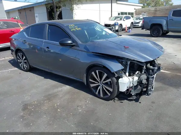 1N4BL4CV2KC250510 2019 NISSAN ALTIMA - Image 1