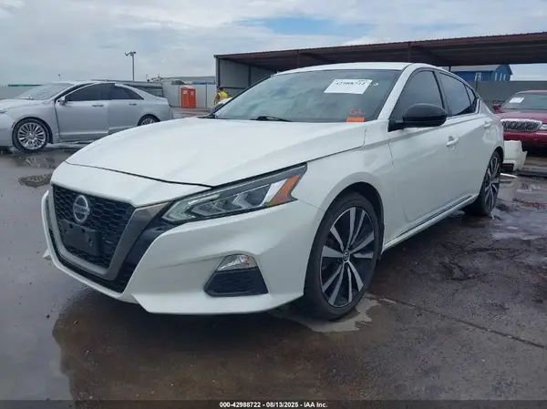 1N4BL4CV2KC257005 2019 NISSAN ALTIMA - Image 2