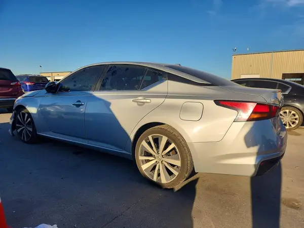 1N4BL4CV2KN302870 2019 NISSAN ALTIMA - Image 2