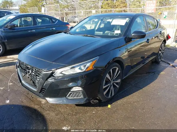 1N4BL4CV2KN320687 2019 NISSAN ALTIMA - Image 2