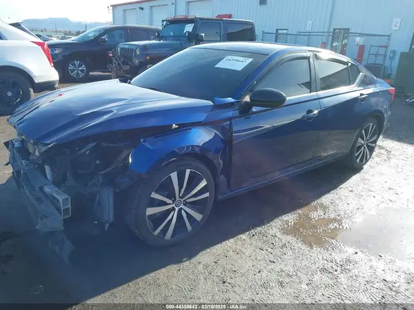 1N4BL4CV2LC134368 2020 NISSAN ALTIMA - Image 2