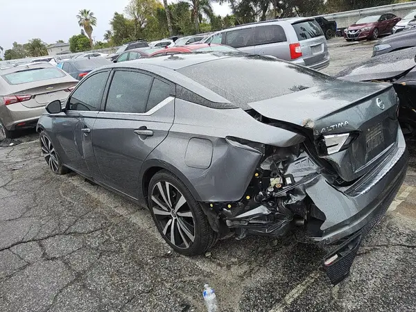 1N4BL4CV2LC166804 2020 NISSAN ALTIMA - Image 2
