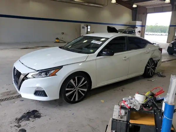 1N4BL4CV2LC175499 2020 NISSAN ALTIMA - Image 1