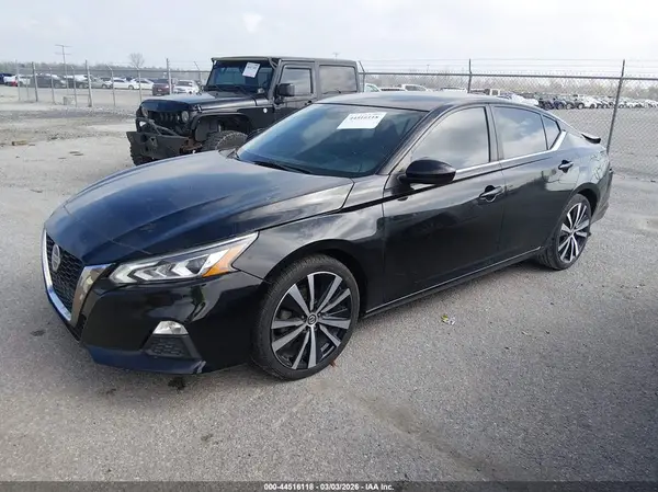 1N4BL4CV2LC190603 2020 NISSAN ALTIMA - Image 2