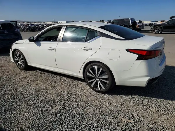 1N4BL4CV2LC230324 2020 NISSAN ALTIMA - Image 2