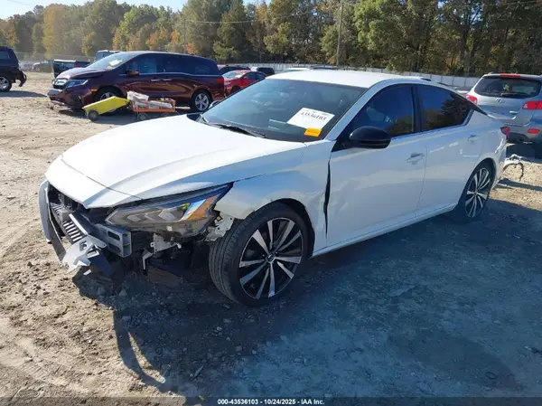 1N4BL4CV2LC232946 2020 NISSAN ALTIMA - Image 2