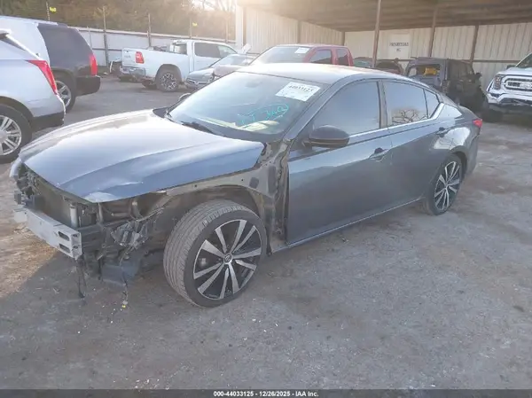 1N4BL4CV2LC234258 2020 NISSAN ALTIMA - Image 2