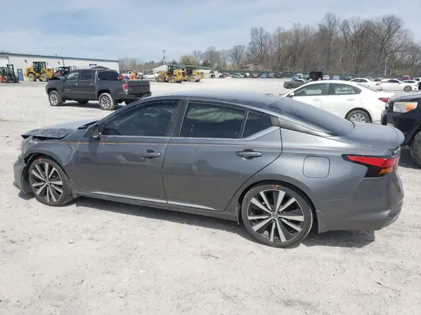 1N4BL4CV2LC248483 2020 NISSAN ALTIMA - Image 2